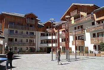 Les Terrasses Du Soleil D'or By Infini Mountain Apartahotel 3*
